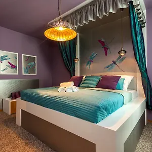 Lovely - Truhlářská Apartamento Praga
